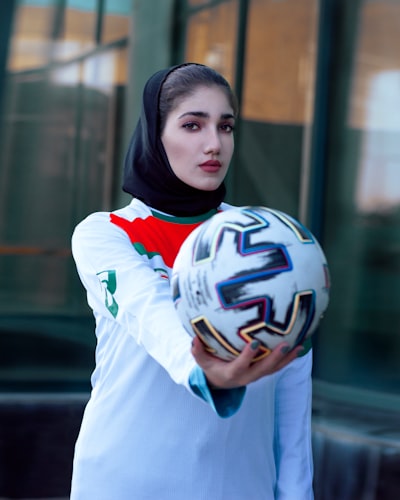 مباريات الدوري الإنجليزي اليوم مباشر الأحدأهم المواجهات والقنوات الناقلة