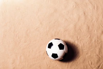 ملخصات دوري الأبطال اليومأحدث النتائج والأحداث المثيرة