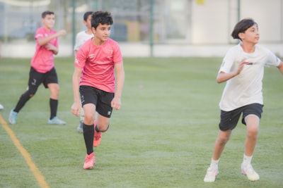 موعد قرعة دور 16 دوري ابطال اوروبا 2025 بتوقيت الجزائر
